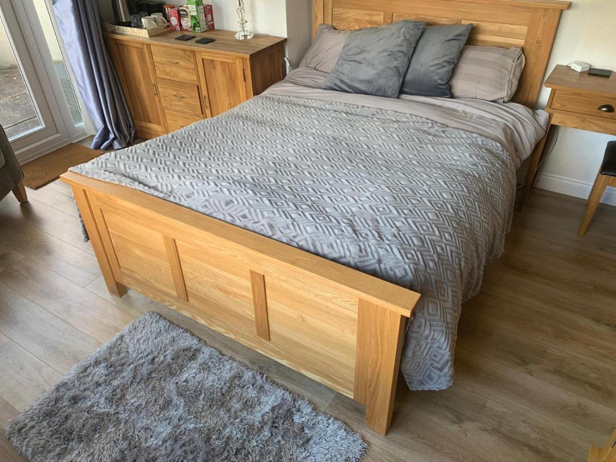 סוליהול Farah'S Guest Suite מראה חיצוני תמונה